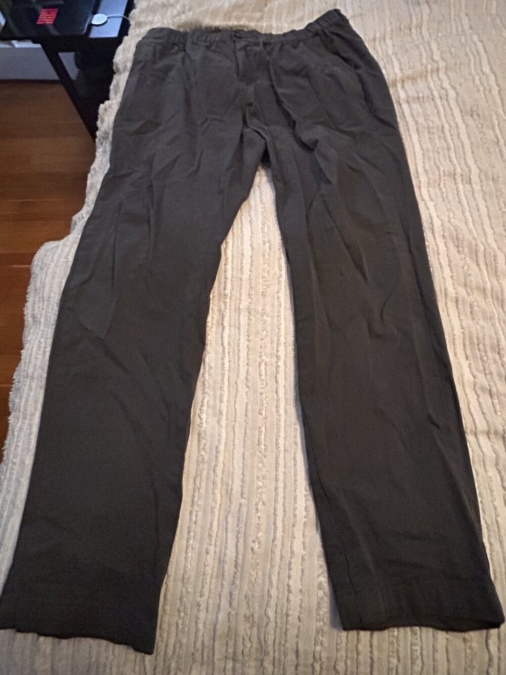 Lot (3) COVE Chino Pants